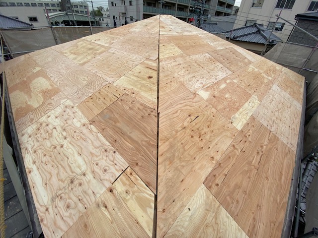 屋根のカバー工法(重ね葺き工事)の流れイメージ④