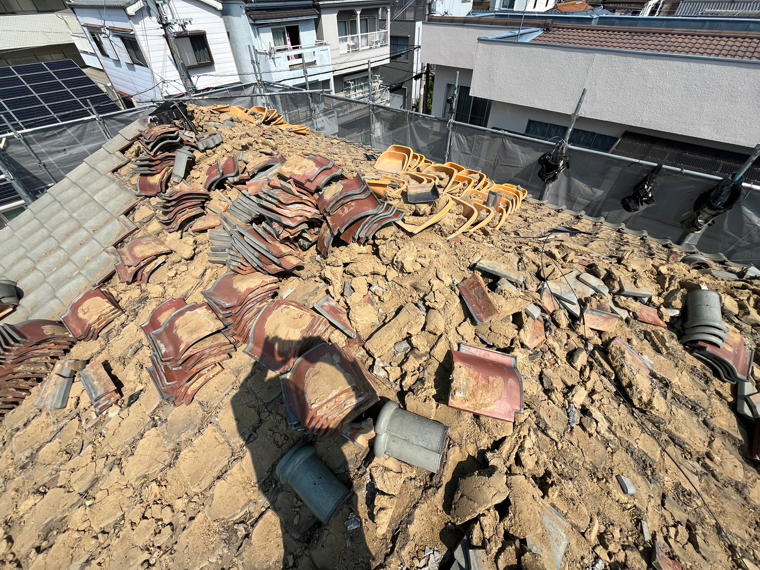 和瓦からルーガへ！ハイブリッド瓦への葺き替えで実現する「耐震」と「美観」の両立