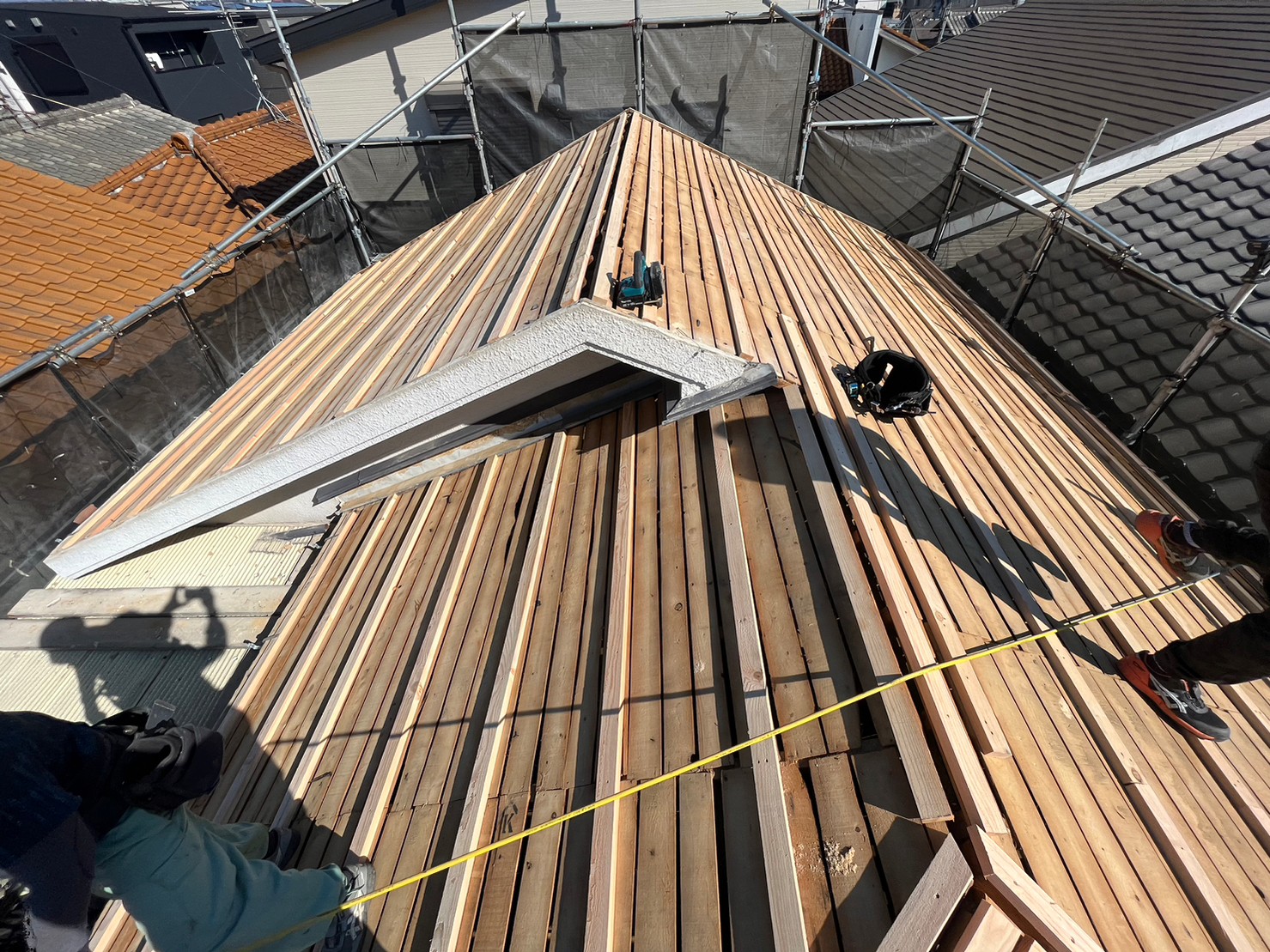 和瓦からスーパーガルテクトへ！屋根重量が約1/10になり耐震対策としてもオススメ！