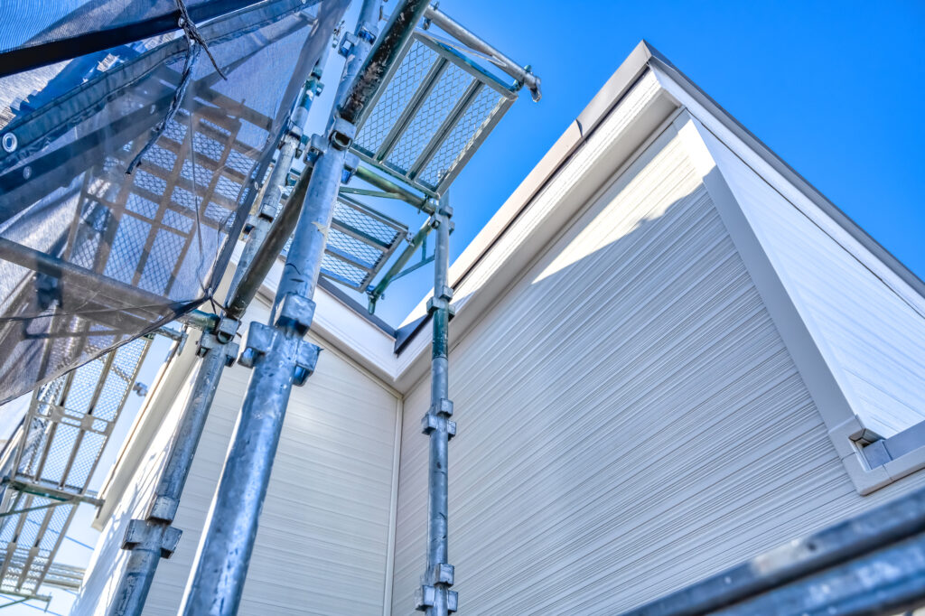 外壁リフォームのカバー工法は高い？費用・メリット・失敗しない選び方をプロが解説