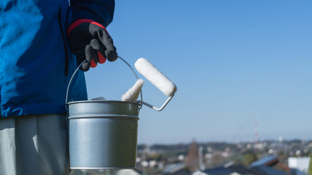 【プロ解説】「この屋根は塗装できない」と言われたら?その理由と最適なリフォーム方法を解説